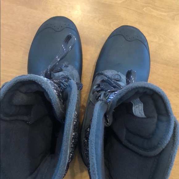 The North Face snow boots - Picture 3 of 7